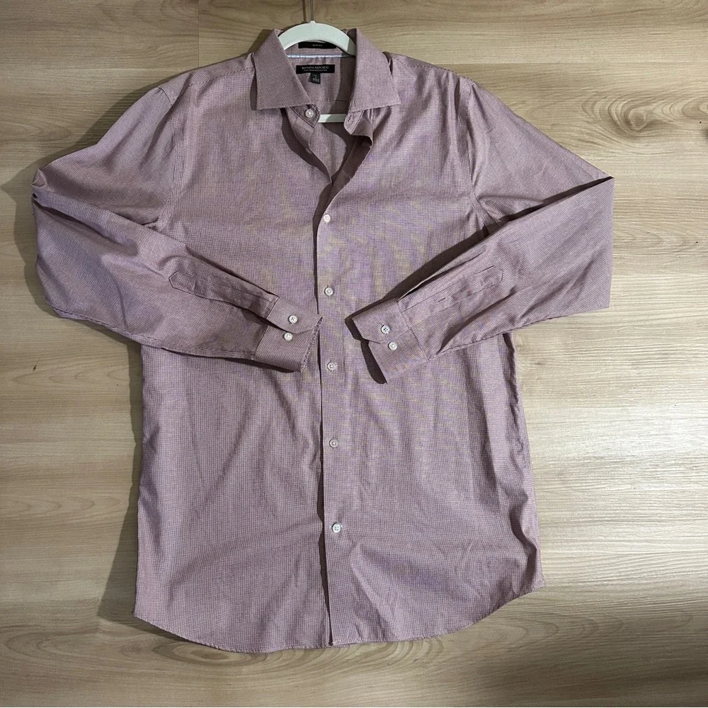 Banana Republic Men's Dress Shirt‎ Non-Iron Burgundy Red Checked Button Down LT